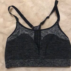 Champion excellent condition sports bra ❤️🤩